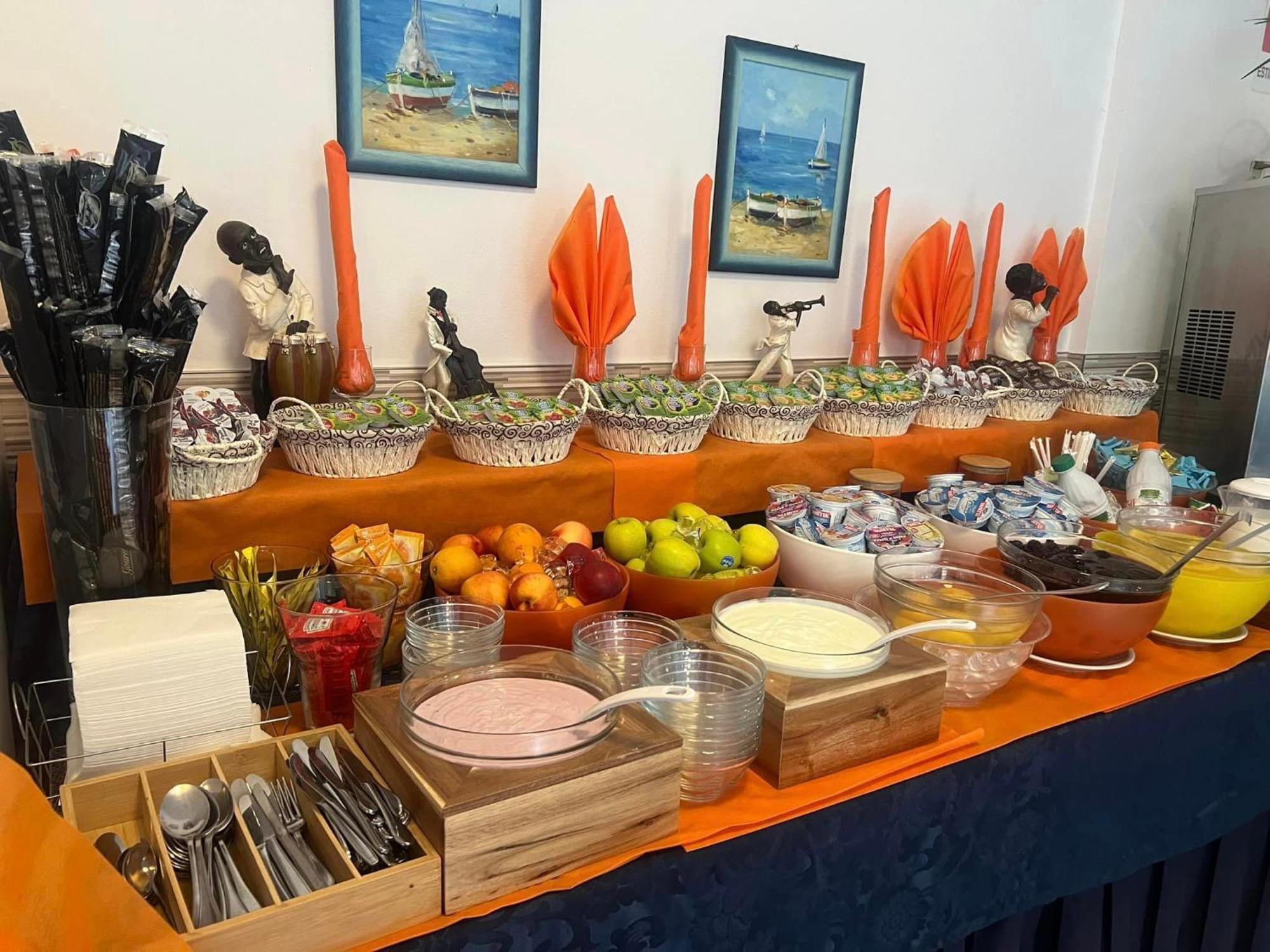 Hotel Napoleon 체제나티코 외부 사진